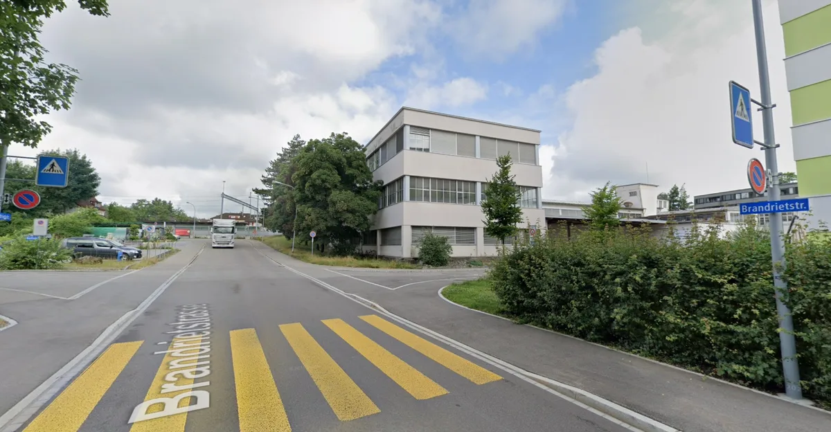 Foto von Google Maps mit altem Gebaeude